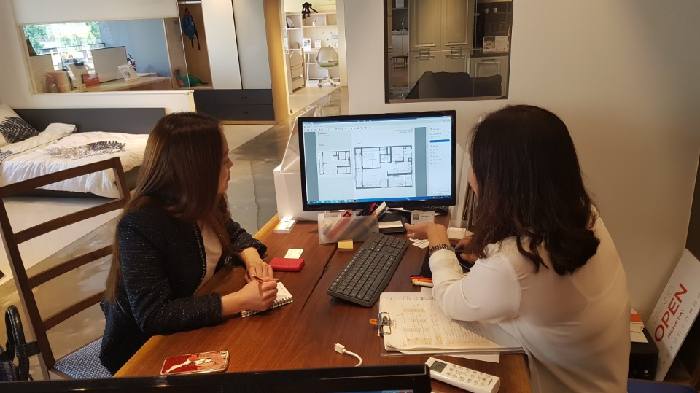 인테리어 디자이너 상담 비용 - 전문가 도움받아 만족도 높이기