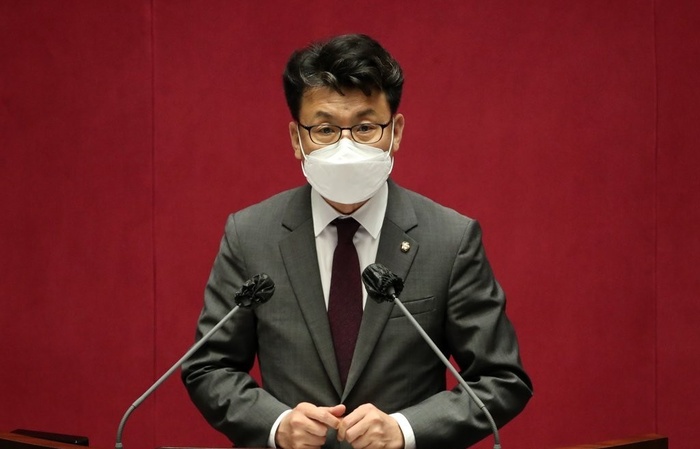 진성준 “이재명, 본인 의혹 특검서 정리할 필요 있다는 입장” - 대한경제