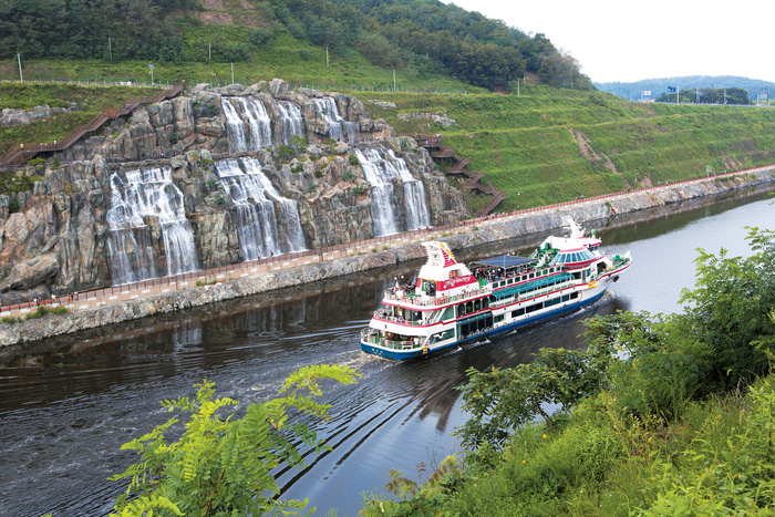 https://image.dnews.co.kr/photo/photo/2023/04/08/202304081849275890915-2-366667.jpg
