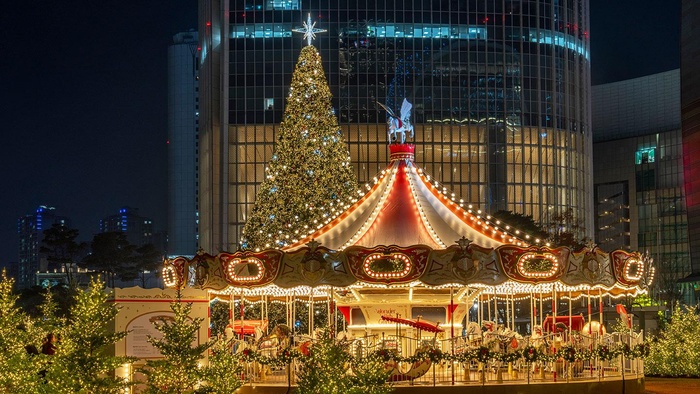 Seoul Glitz: 5 Tọa Độ "Sống Ảo" Cùng Cây Thông Noel Sang Chảnh Nhất Seoul