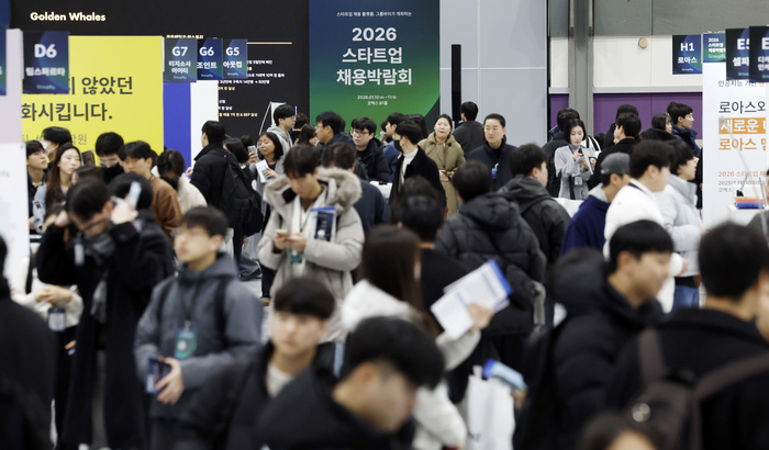 [포토] AI 스타트업 취업에 몰린 구직자 - 뉴스 썸네일 이미지