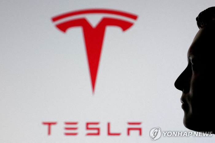 머스크, 테슬라 차세대 AI 칩 ‘AI5’ 설계 완료 선언…“삼성·TSMC 고맙다”