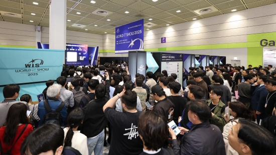 "AI, 일상ㆍ현실을 바꿔내는 중"…국내 최대 AIㆍICT 전시회 ‘2026 월드IT쇼’, 22일 코엑스 개막