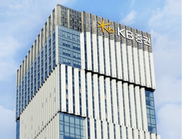 무신사·리벨리온 뜬다...KB증권, 하반기 15개사 IPO 출격 - 뉴스 썸네일 이미지