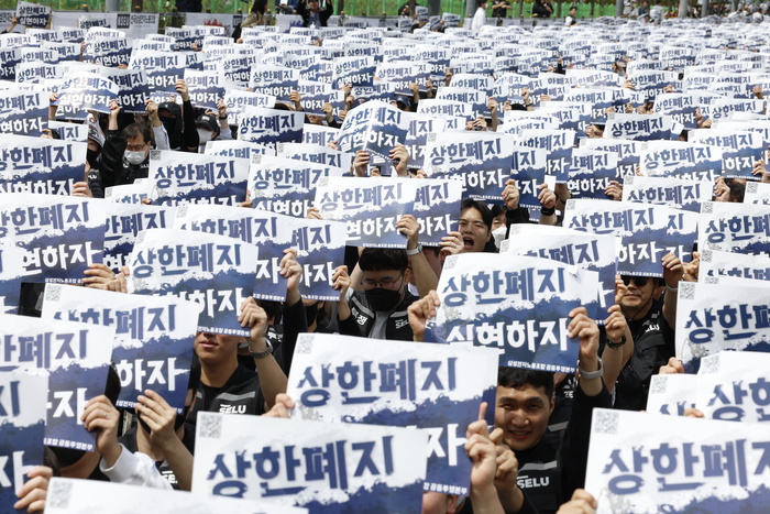 [산업계 이중고] N% 성과급이 당긴 불씨, ICT까지 번진 '추투'...호황... - 뉴스 썸네일 이미지