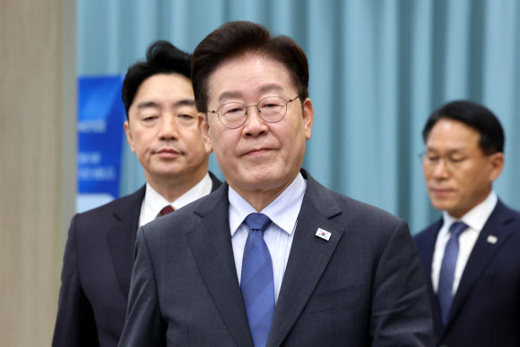 대통령 '공정' 주문에 연금제도 손질 속도...여야도 외국인 추납 입법 - 뉴스 썸네일 이미지